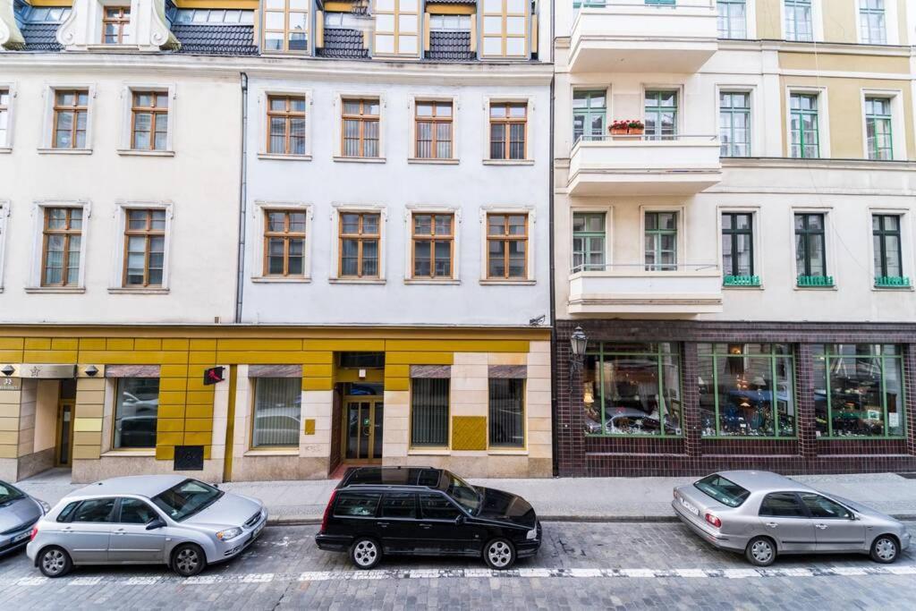 3 Rooms Big Apartment - 150 M Town Hall - Nice Design Wroclaw Bagian luar foto